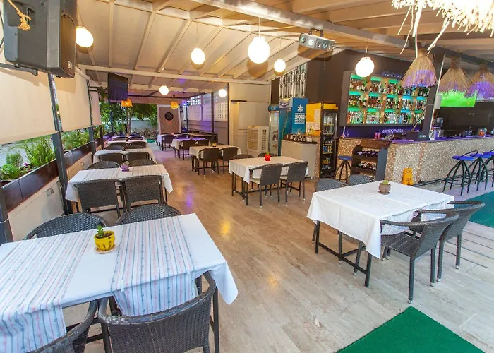 Ξενοδοχείο Club Ako *