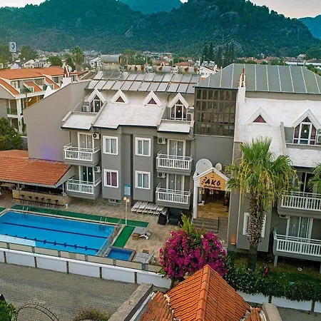 Club Ako Μαρμαρίς