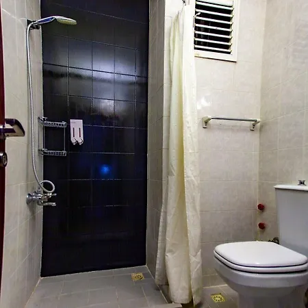 Club Ako Отель *